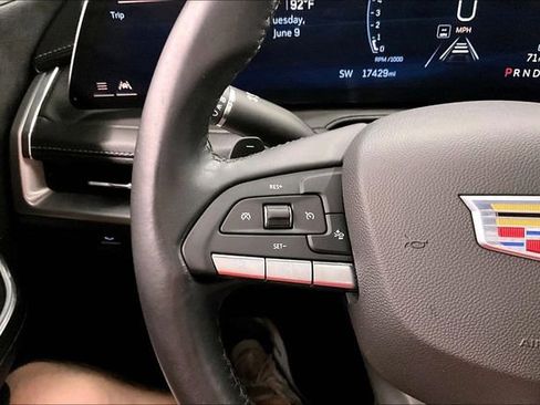 Used 2024 Cadillac XT4 Premium Luxury FWD image 26