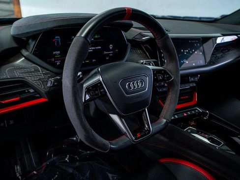Used 2023 Audi RS e-tron GT image 35
