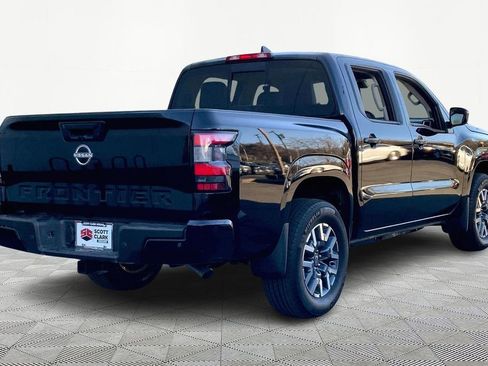 Used 2024 Nissan Frontier SL w/ Technology Package image 5