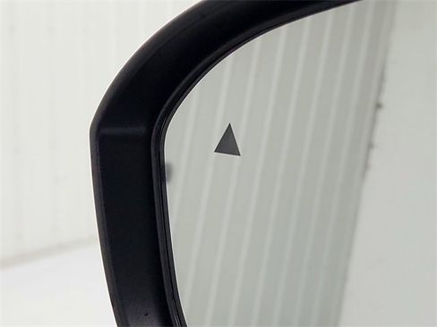 New 2026 Nissan Kicks S image 20