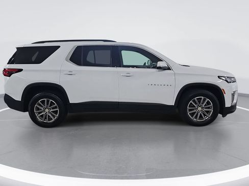 Used 2023 Chevrolet Traverse LT w/ LPO, Floor Liner Package AWD/4WD image 2