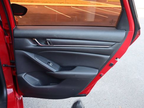 Used 2019 Honda Accord Sport image 24