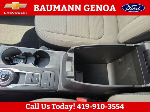 Used 2022 Ford Escape SE w/ SE Sport Appearance Package AWD/4WD image 19