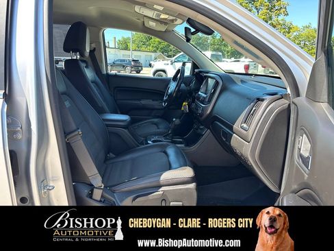 Used 2016 GMC Canyon SLE w/ All Terrain Package AWD/4WD image 22