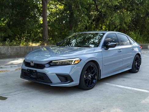 Used 2024 Honda Civic Sport image 5