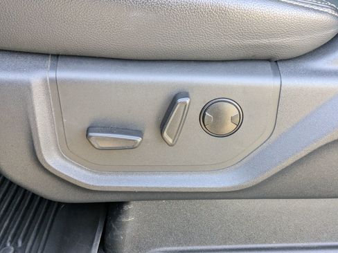 Used 2022 Ford F250 Lariat w/ Lariat Value Package image 15