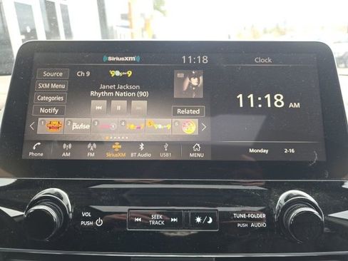 Used 2022 Nissan Armada Platinum w/ Captain's Chairs Package image 18