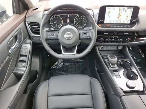 Certified 2023 Nissan Rogue SL w/ SL Premium Package image 13