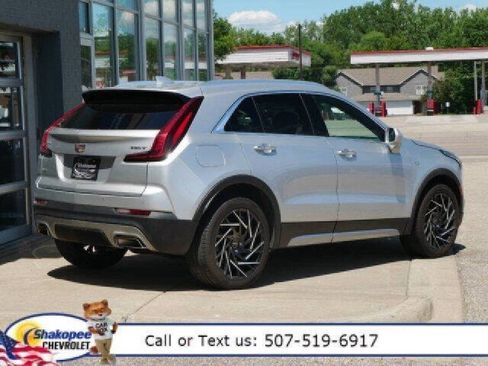 Used 2020 Cadillac XT4 Premium Luxury image 3