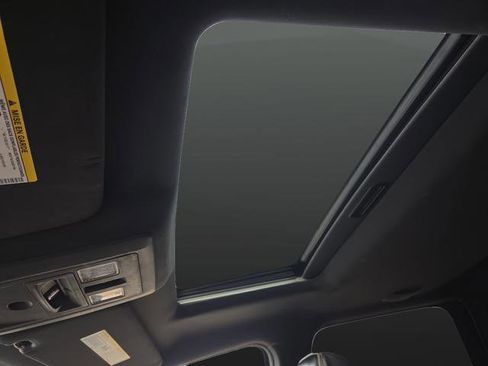 Used 2016 RAM 1500 Limited image 7