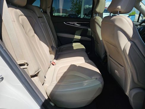 Used 2022 Lincoln Nautilus Reserve w/ Equipment Group 201A AWD/4WD image 30