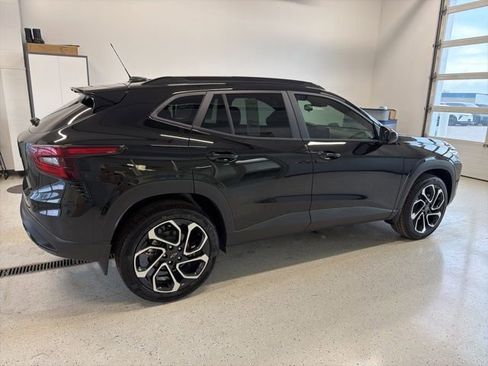 New 2026 Chevrolet Trax RS w/ Driver Confidence Package image 10