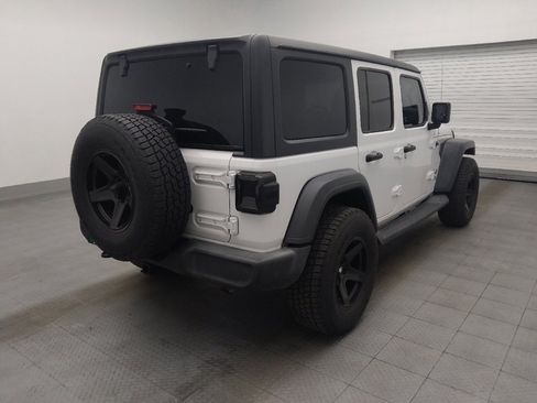 Used 2018 Jeep Wrangler Unlimited Sport S AWD/4WD image 9