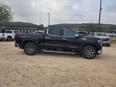 New 2026 GMC Sierra 1500 SLT