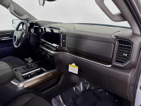 New 2026 Chevrolet Silverado 1500 LT w/ Z71 Off-Road Package AWD/4WD image 30