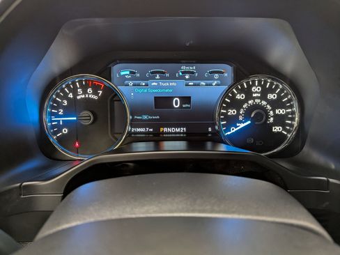 Used 2015 Ford F150 Lariat w/ Equipment Group 502A Luxury image 17