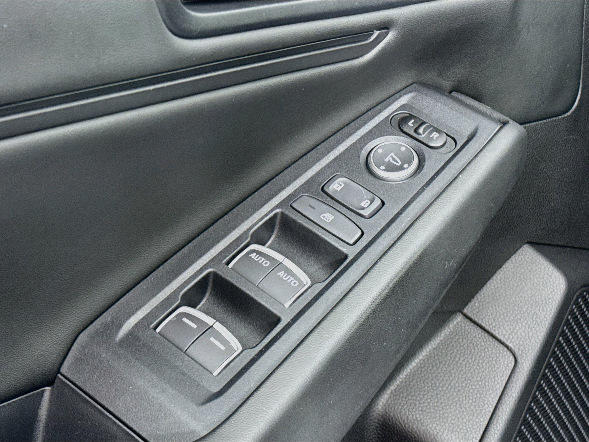 Certified 2024 Honda Accord EX image 17