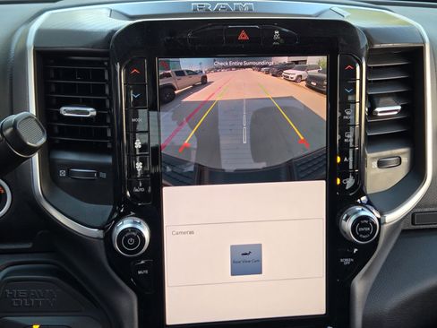 New 2025 RAM 2500 Lone Star image 16