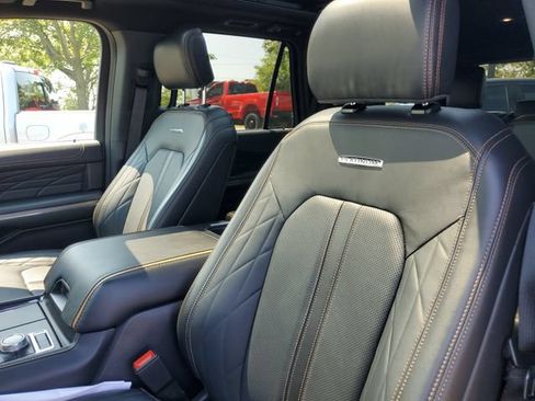 Certified 2024 Ford Expedition Platinum AWD/4WD image 15