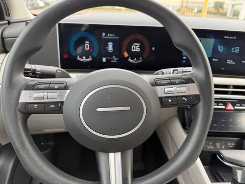 Used 2025 Hyundai Tucson SEL image 30