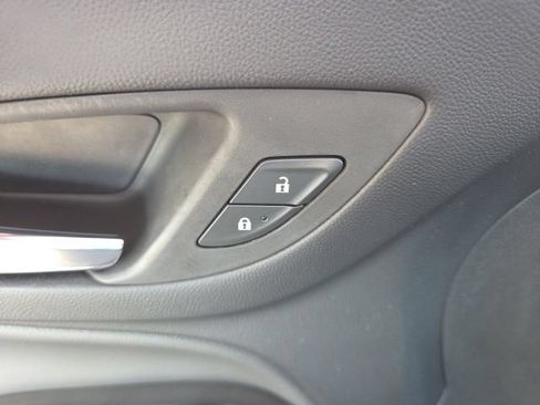 Used 2022 Chevrolet Equinox LT AWD/4WD image 57