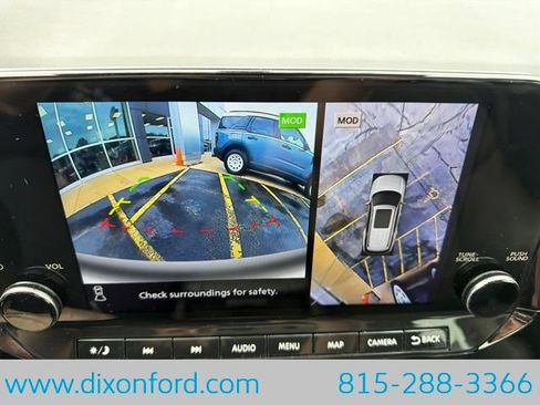Used 2023 Nissan Pathfinder Platinum AWD/4WD image 13