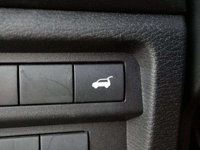 Used 2025 Mitsubishi Outlander AWD image 16