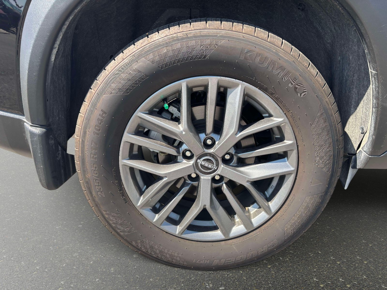 Used 2026 Nissan Rogue S FWD image 40