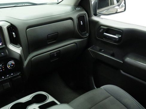 Used 2020 Chevrolet Silverado 1500 Custom w/ Custom Value Package RWD image 25
