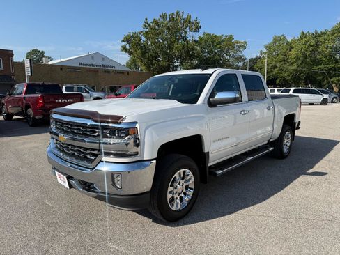 Used 2018 Chevrolet Silverado 1500 LTZ AWD/4WD image 1