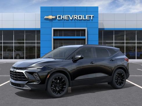 New 2026 Chevrolet Blazer LT w/ Convenience Package AWD/4WD image 2