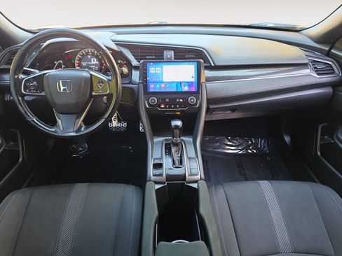 Used 2017 Honda Civic Sport image 6