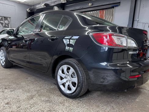 Used 2012 MAZDA MAZDA3 i Sport FWD image 3