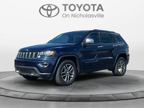 Used 2017 Jeep Grand Cherokee Limited AWD/4WD image 1
