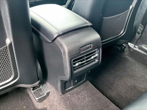 Used 2022 Lincoln Corsair Reserve w/ Sport Package image 10