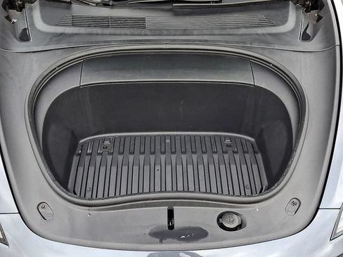 Used 2024 Tesla Model 3 Standard Range RWD image 29