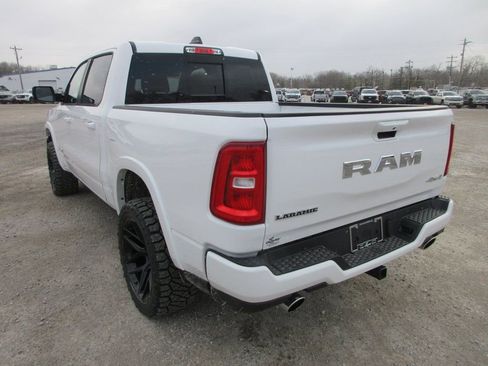 New 2026 RAM 1500 Laramie AWD/4WD image 8