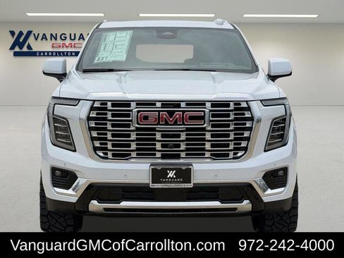 New 2026 GMC Yukon Denali w/ Denali Reserve Package AWD/4WD image 7