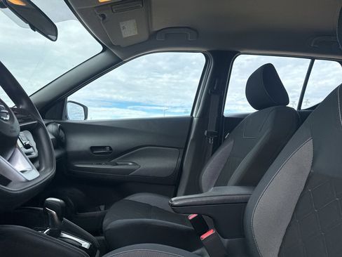 Certified 2019 Nissan Kicks S w/ Exterior Electronics Package image 27