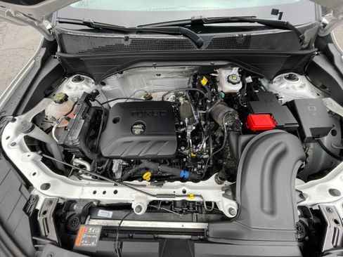 Used 2025 Chevrolet TrailBlazer LT image 30