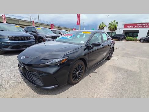 Used 2025 Toyota Camry LE FWD image 45