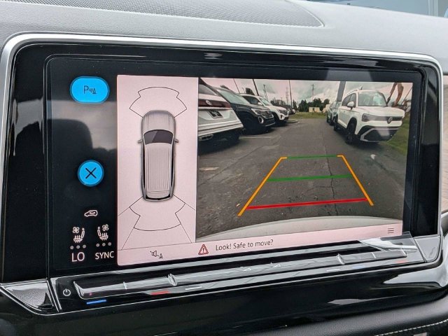 New 2026 Volkswagen Atlas SE FWD image 23