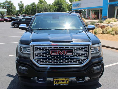 Used 2018 GMC Sierra 1500 Denali w/ Denali Ultimate Package AWD/4WD image 3