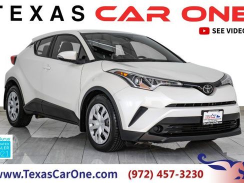 Used 2019 Toyota C-HR LE image 1
