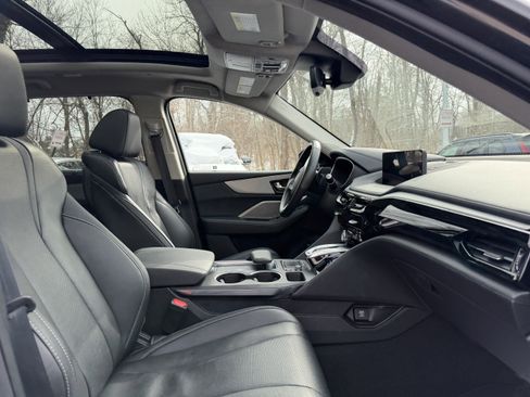 Used 2023 Acura MDX SH-AWD w/ Technology Package image 16