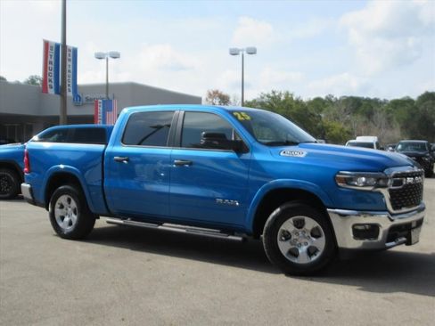 Used 2025 RAM 1500 Big Horn image 2