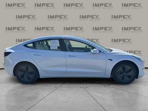 Used 2020 Tesla Model 3 Standard Range Plus image 6