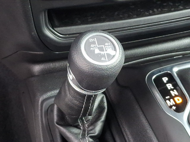 Used 2024 Jeep Wrangler Unlimited AWD/4WD image 16