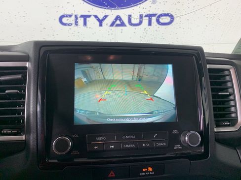 Used 2022 Nissan Frontier SV image 28