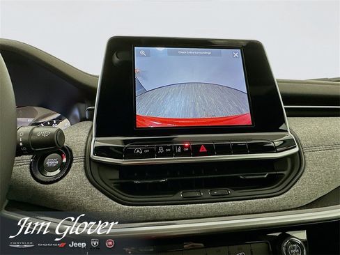 New 2026 Jeep Compass Latitude image 32